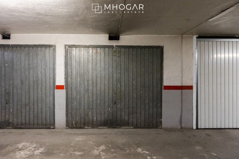 Calpe-Garaje cerrado a la venta, avenida Gabriel Miró, en el centro de Calpe!